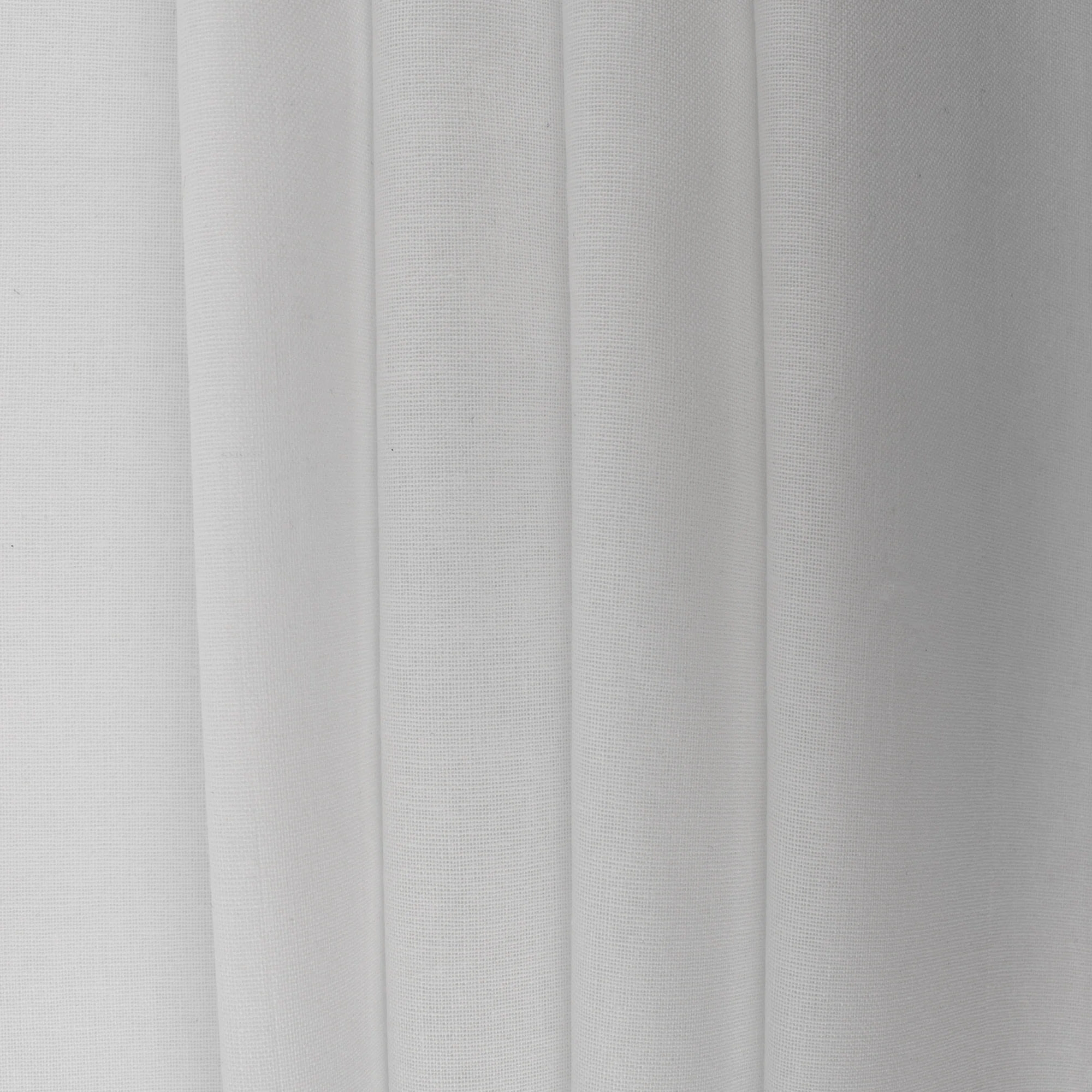 Heavy Weight Woven Fusible - White - Image 4