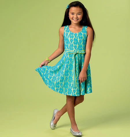 M6915 Chidren's/Girls' Dresses (size: 7-8-10-12-14) - Image 7