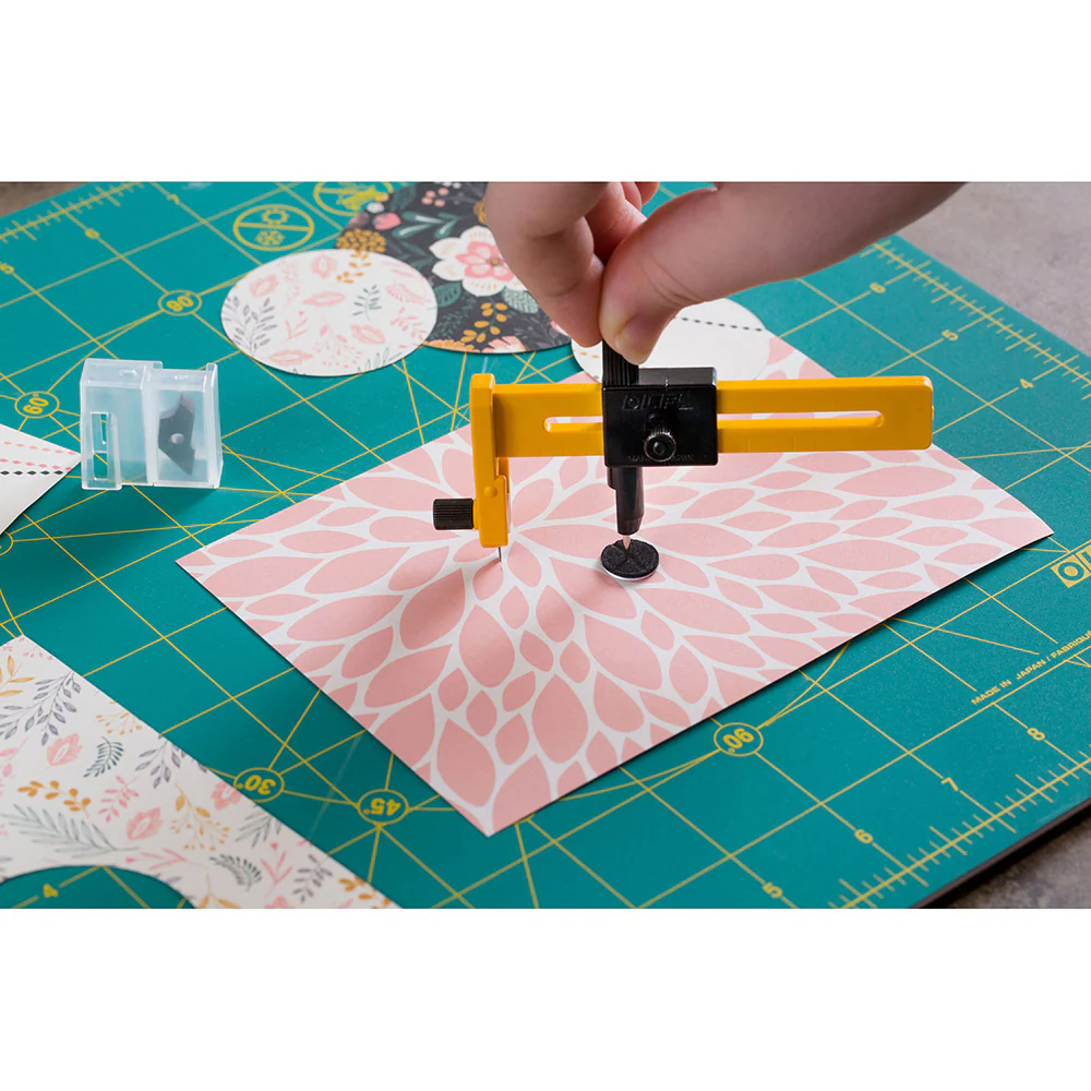 OLFA CMP-1 - Compass Circle Cutter - Image 3