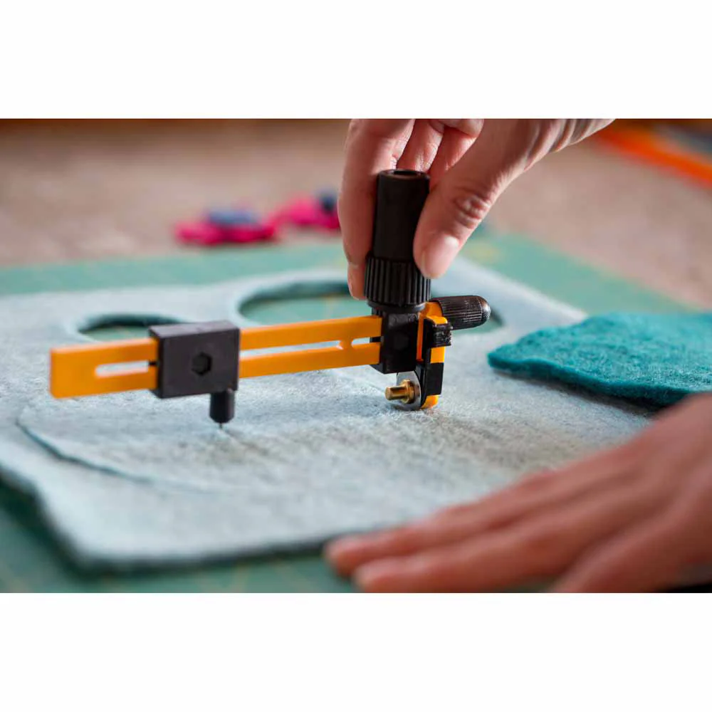 OLFA CMP-3 - Rotary Circle Cutter - Image 2
